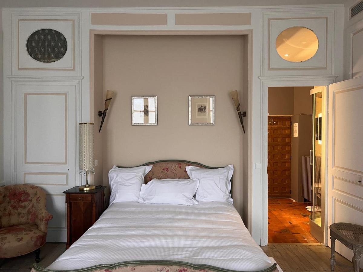 Bed and Breakfast Demeure Des Vieux Bains Провен Экстерьер фото